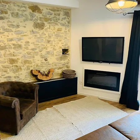 L'atypique, La Vue Et Le Standing Du 36 ! Emplacement, Clim Et Exterieur ! * Carcassonne